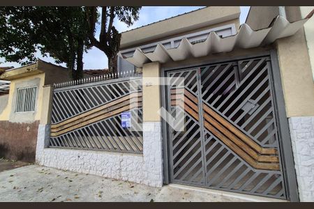 Casa à venda com 184m², 3 quartos e 4 vagasFachada e placa