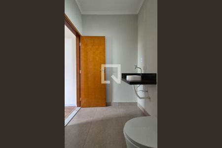Casa à venda com 184m², 3 quartos e 4 vagasBanheiro da suíte