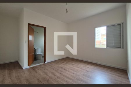 Casa à venda com 184m², 3 quartos e 4 vagasSuíte 2