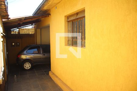 Garagem de casa à venda com 3 quartos, 379m² em Diamante, Belo Horizonte