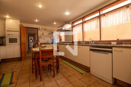 Cozinha de casa à venda com 3 quartos, 525m² em Jardim dos Estados, São Paulo