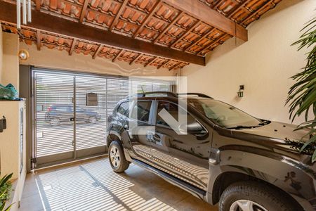 Garagem de casa à venda com 3 quartos, 140m² em Cursino, São Paulo