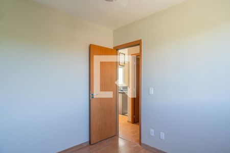 Quarto 2 de apartamento para alugar com 2 quartos, 48m² em Cavalhada, Porto Alegre