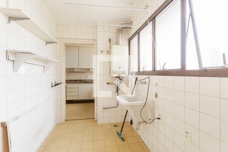 Área de Serviço de apartamento à venda com 3 quartos, 196m² em Itaim Bibi, São Paulo