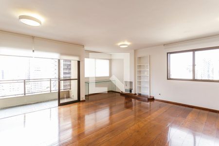 Sala de apartamento à venda com 3 quartos, 196m² em Itaim Bibi, São Paulo