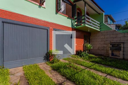 Quintal de casa para alugar com 3 quartos, 265m² em Jardim Carvalho, Porto Alegre