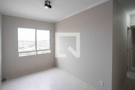 Sala de apartamento para alugar com 2 quartos, 44m² em Canhema, Diadema