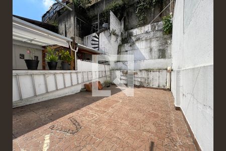 Varanda de casa à venda com 2 quartos, 100m² em Vila Gomes, São Paulo