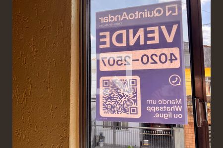 Placa instalada  de casa à venda com 3 quartos, 120m² em Parque Novo Lar, São Paulo