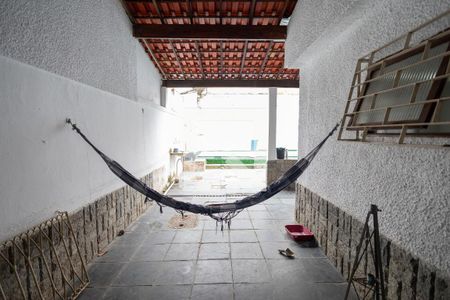 Área externa de casa para alugar com 4 quartos, 350m² em Campo Grande, Rio de Janeiro