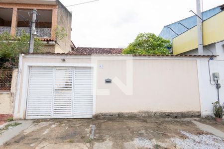 Fachada de casa para alugar com 4 quartos, 350m² em Campo Grande, Rio de Janeiro