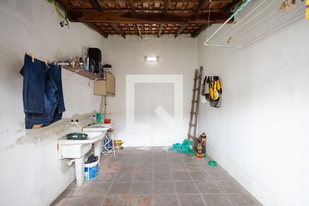 Área de Serviço de casa para alugar com 4 quartos, 350m² em Campo Grande, Rio de Janeiro