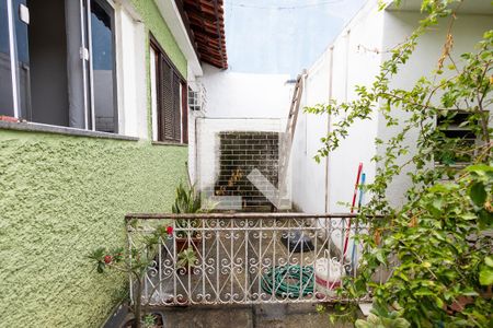 Quintal de casa para alugar com 4 quartos, 350m² em Campo Grande, Rio de Janeiro
