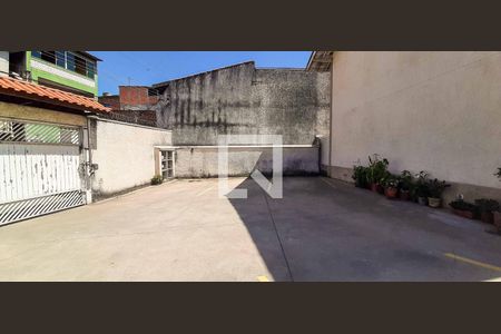 Garagem de casa à venda com 2 quartos, 73m² em Padroeira, Osasco