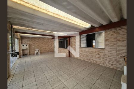 Garagem de casa à venda com 4 quartos, 130m² em Parque Continental, Guarulhos