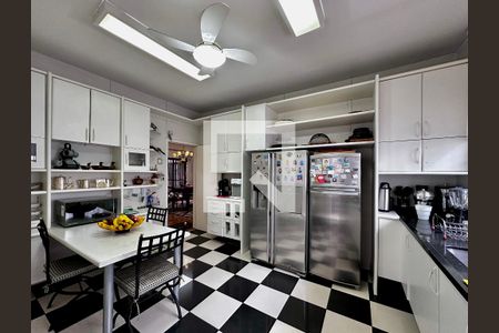 Cozinha de casa à venda com 3 quartos, 150m² em Santo Amaro, São Paulo