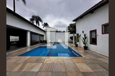 Piscina de casa à venda com 3 quartos, 150m² em Santo Amaro, São Paulo