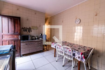 Cozinha de casa à venda com 4 quartos, 212m² em Vila Ipojuca, São Paulo