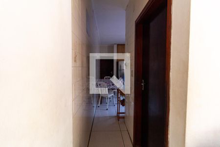 Corredor de casa à venda com 4 quartos, 212m² em Vila Ipojuca, São Paulo