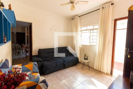 Sala de casa à venda com 4 quartos, 212m² em Vila Ipojuca, São Paulo