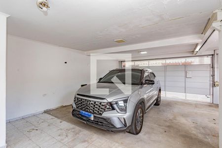 Garagem de casa à venda com 3 quartos, 200m² em Vila Moraes, São Paulo
