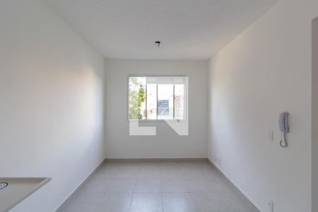 Sala/Cozinha de apartamento à venda com 2 quartos, 32m² em Fazenda Aricanduva, São Paulo