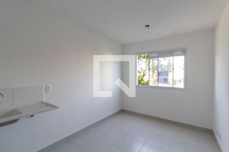 Sala/Cozinha de apartamento à venda com 2 quartos, 32m² em Fazenda Aricanduva, São Paulo