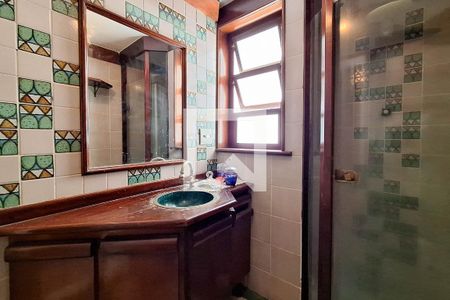 Banheiro 2 de apartamento à venda com 3 quartos, 172m² em Ingá, Niterói