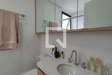 Banheiro Suíte de apartamento à venda com 3 quartos, 77m² em Swiss Park, Campinas