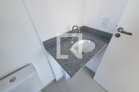 Banheiro de kitnet/studio à venda com 1 quarto, 24m² em Vila Mariana, São Paulo