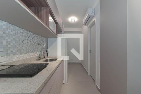 Cozinha de kitnet/studio para alugar com 1 quarto, 25m² em Jardim das Acacias, São Paulo