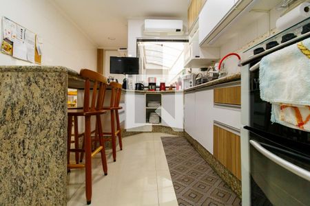 Cozinha de casa à venda com 4 quartos, 350m² em Vila Maria Alta, São Paulo