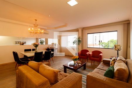 Sala de casa à venda com 4 quartos, 300m² em Vila Maria Alta, São Paulo