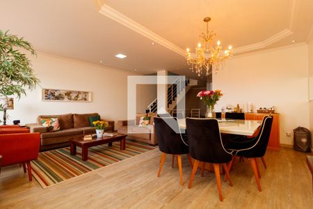 Sala de casa à venda com 4 quartos, 300m² em Vila Maria Alta, São Paulo