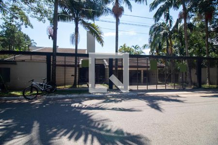 Fachada de casa à venda com 4 quartos, 1100m² em Santo Amaro, São Paulo