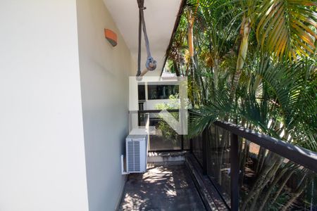 Varanda da Suíte 3 de casa à venda com 4 quartos, 1100m² em Santo Amaro, São Paulo