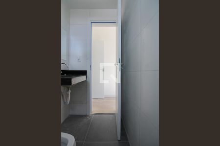 Banheiro da Suíte de apartamento para alugar com 2 quartos, 89m² em Paquetá, Belo Horizonte