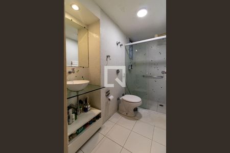 Banheiro 2 de apartamento para alugar com 4 quartos, 109m² em Lapa, São Paulo