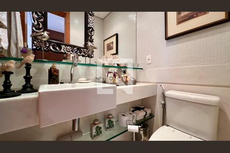 lavabo da sala de apartamento à venda com 4 quartos, 198m² em Sion, Belo Horizonte