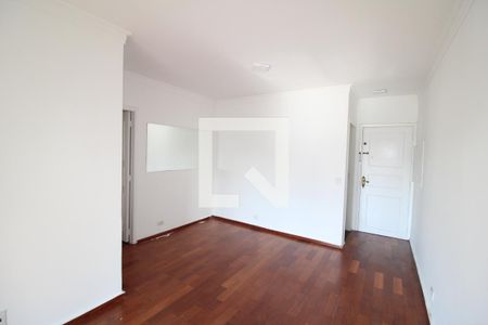 Sala de apartamento à venda com 3 quartos, 74m² em Chora Menino, São Paulo