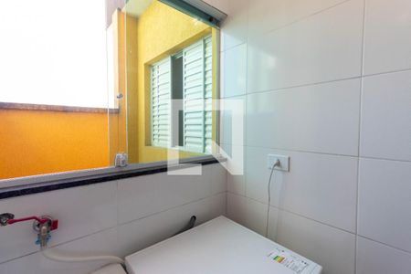 Lavanderia de casa de condomínio à venda com 2 quartos, 54m² em Vila Nhocuné, São Paulo