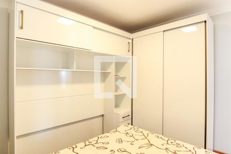 Suíte de apartamento para alugar com 2 quartos, 70m² em Conjunto Residencial Trinta E Um de Marco, São José dos Campos