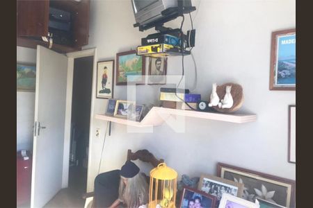Casa à venda com 3 quartos, 178m² em Vila Mariza Mazzei, São Paulo