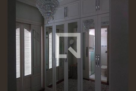 Casa à venda com 4 quartos, 355m² em Jardim Japao, São Paulo