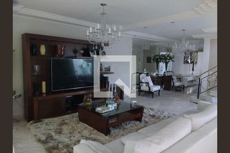 Casa à venda com 4 quartos, 355m² em Jardim Japao, São Paulo