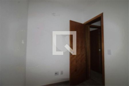 Casa à venda com 3 quartos, 170m² em Parque Sao Domingos, São Paulo