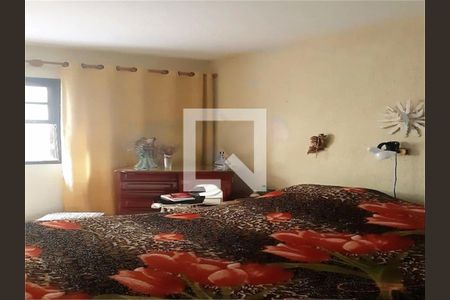 Casa à venda com 3 quartos, 229m² em Vila Inah, São Paulo