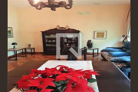 Casa à venda com 3 quartos, 229m² em Vila Inah, São Paulo