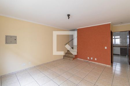 Sala de casa de condomínio para alugar com 3 quartos, 160m² em Vila Lais, São Paulo