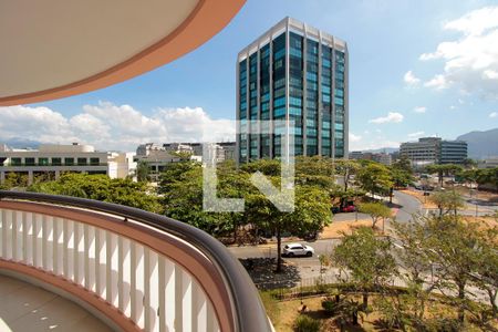 Varanda de apartamento à venda com 4 quartos, 145m² em Barra da Tijuca, Rio de Janeiro